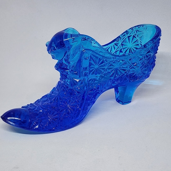 Cinderella's Glass Slipper - Picture 1 of 13
